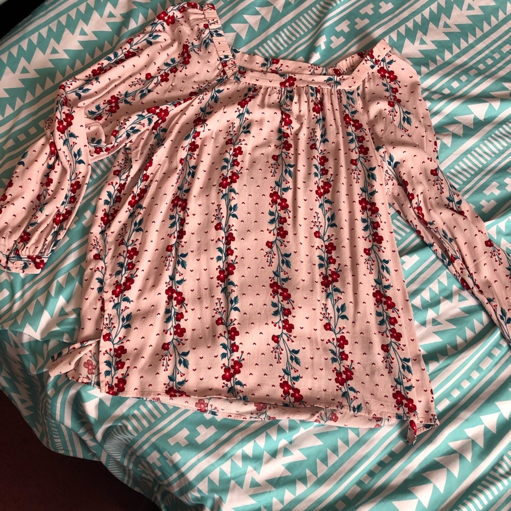 Pink flower long sleeve shirt